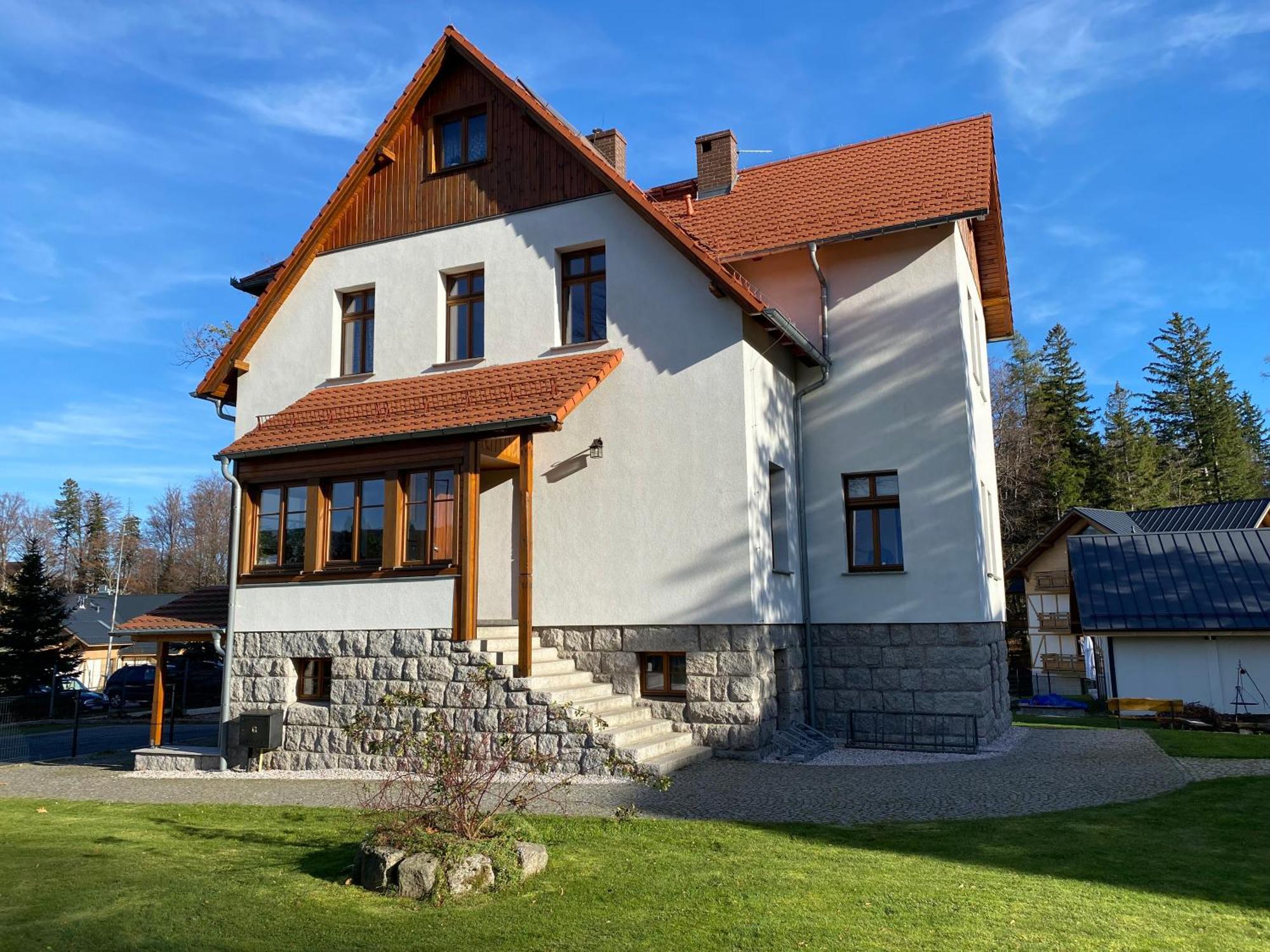 Willa Dzika Roza Sklářská Poruba Exteriér fotografie
